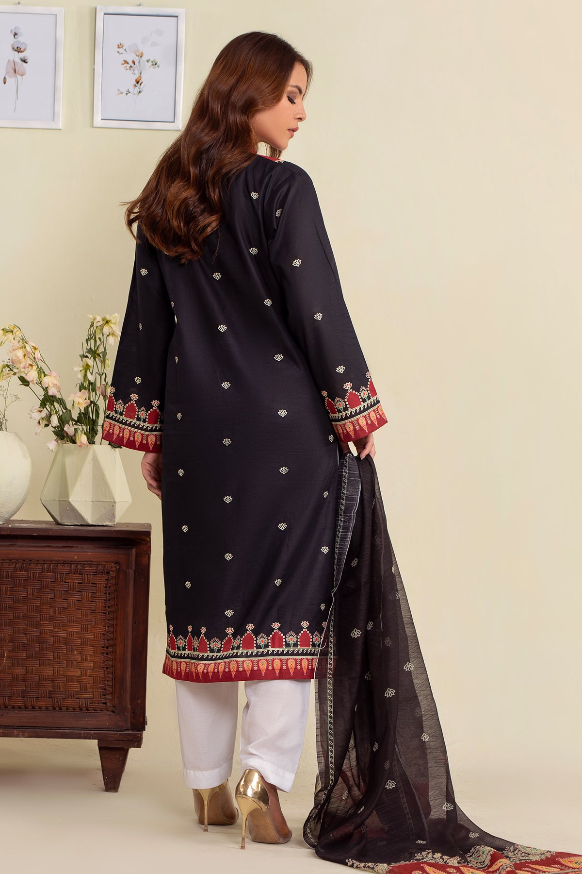 Digital Printed Lawn 3Piece (Pret)