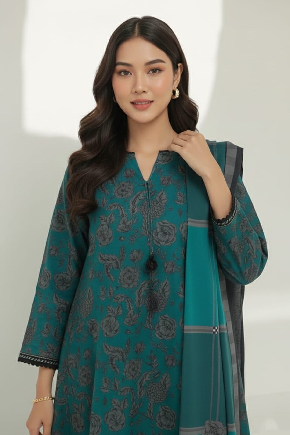 3 Piece Khaddar Suit-Printed