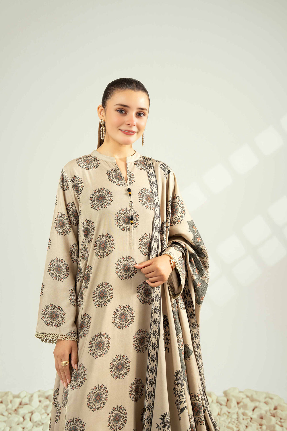 3 Piece Khaddar Suit-Printed